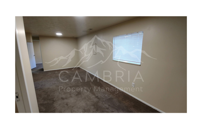 Roomy 4 Bedroom Rambler with additional bonus room