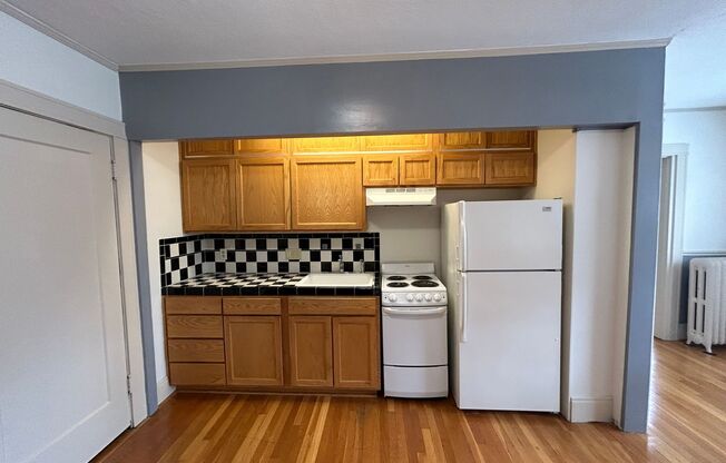 #362 BROADMORE APARTMENTS