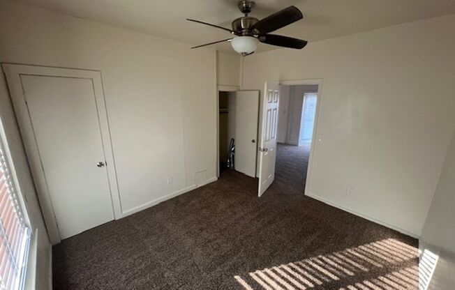 2 beds, 1 bath, $1,325