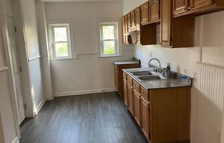 4 beds, 1 bath, $1,800