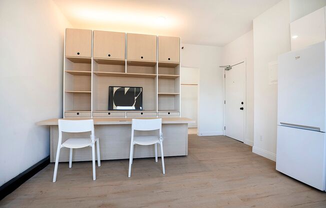 Studio, 1 bath, 214 sqft, $1,600, Unit 117