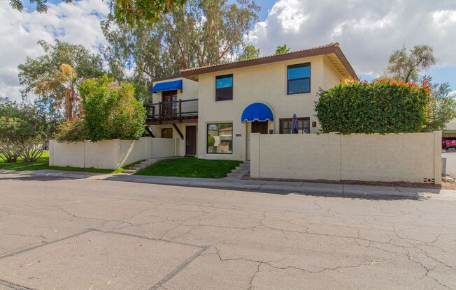EXCELLENT 2BED, 1.5BATH TOWNHOUSE LOCATED NEAR 48TH ST & GUADALUPE