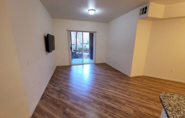 2 beds, 2 baths, $1,650