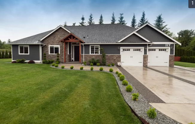 3 bedroom, 3 bath Home with bonus room in North Bellingham!  Option to Rent Fully Furnished