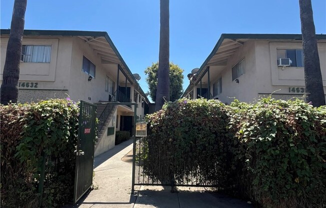 14632 ERWIN ST