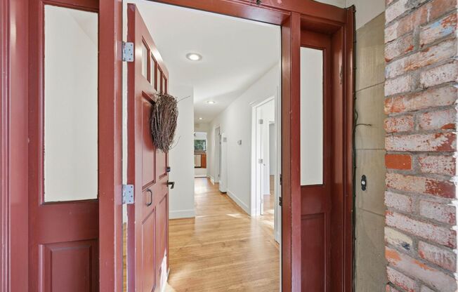 Charming Two Bedroom Condo in Dolores Heights - Please Contact for Showing Availability!