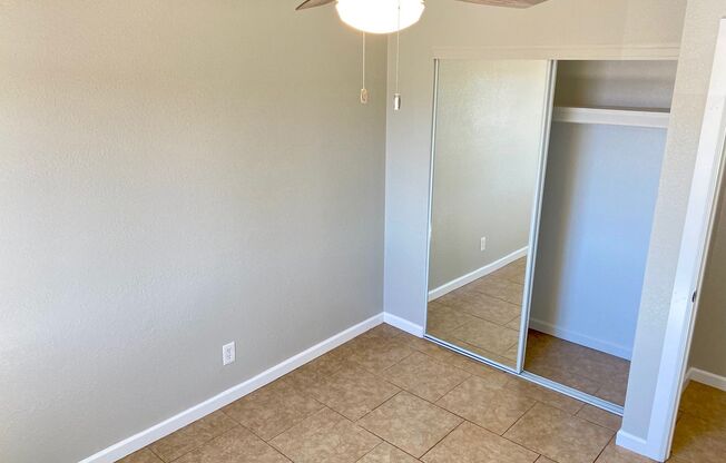 2 beds, 1 bath, $1,195, Unit 201