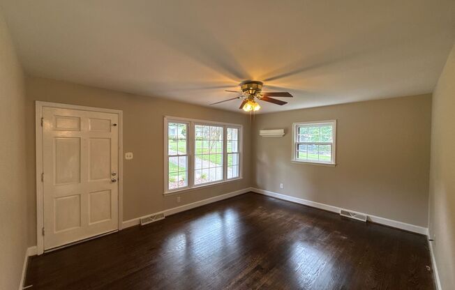 Charming Brick Ranch Home In Cambridge Park Community