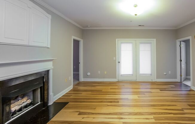 Live in the Heart of Historic Dilworth – Walkable, Stylish & Full of Charm! | ⭐️MOVE IN SPECIAL $500 OFF FIRST FULL MONTH