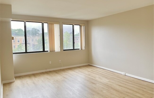 1 bed, 1 bath, 684 sqft, $3,050, Unit 420