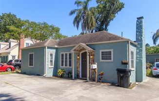 College Park Charmer