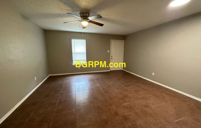 2 beds, 1 bath, 825 sqft, $675