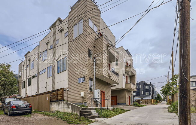 1212 N PERRY ST