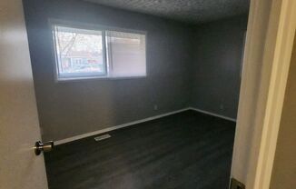 3 beds, 1 bath, $1,399