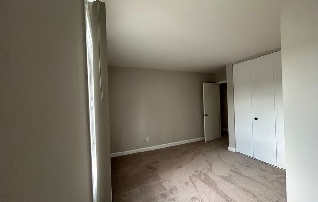 2 beds, 2.5 baths, 1,339 sqft, $1,149, Unit 613