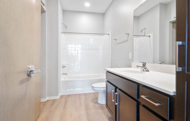 Studio, 1 bath, 487 sqft, $1,050, Unit 2215