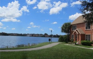 Water view condo with garage in sought after westchase