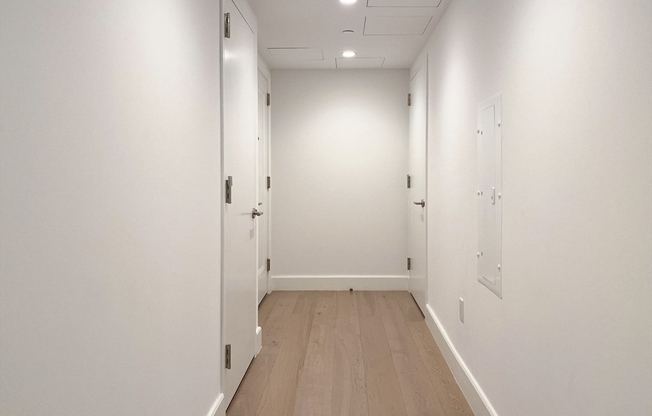 1 bed, 1 bath, 875 sqft, $4,750, Unit 3A