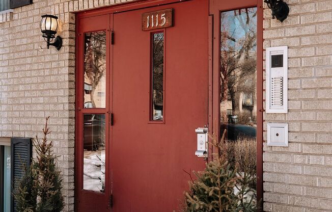 Studio, 1 bath, 348 sqft, $825, Unit 3