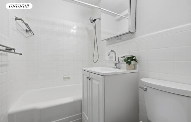 Studio, 1 bath, 500 sqft, $3,700, Unit 9B