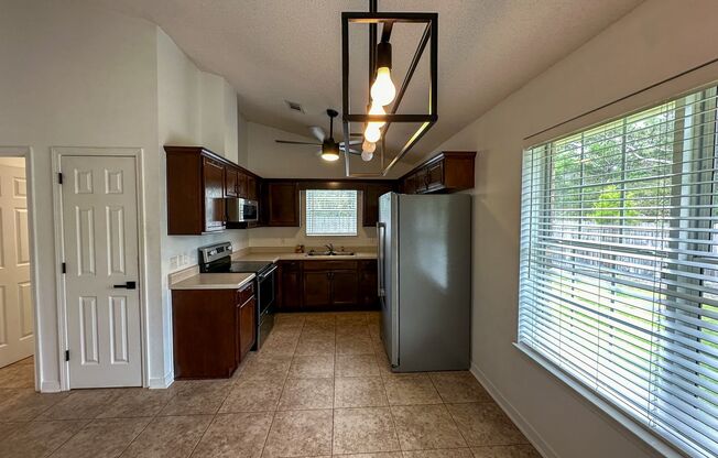 3 beds, 2 baths, $2,350