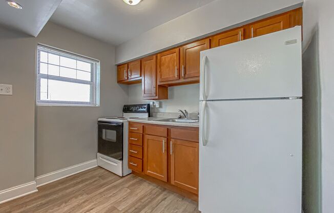 2 beds, 1 bath, 650 sqft, $825, Unit 313-04