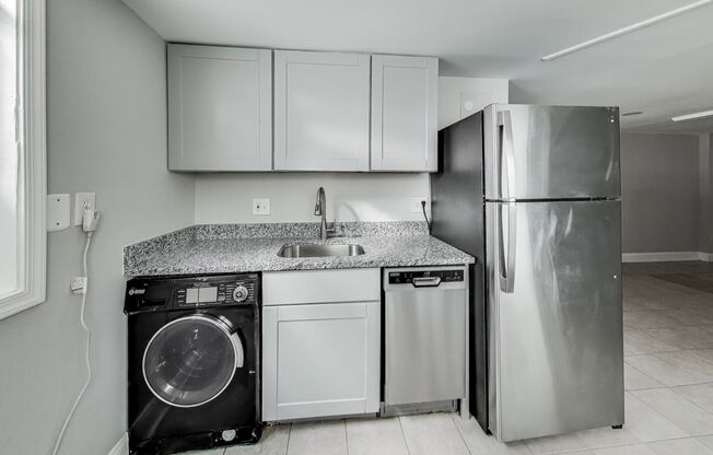 Studio, 1 bath, $1,650, Unit Unit B1