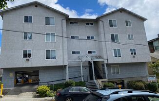 Dry Creek Apartments
