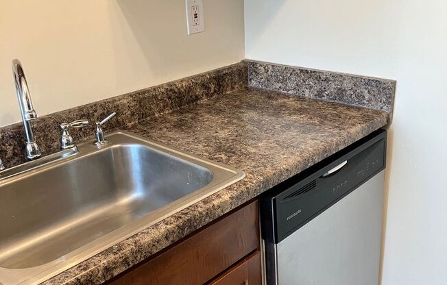 1 Bedroom Apartment in Bancroft Neighborhood