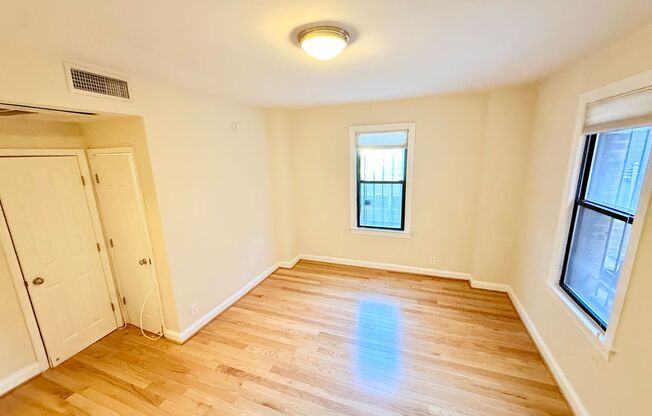 Studio, 1 bath, 337 sqft, $1,895, Unit H107