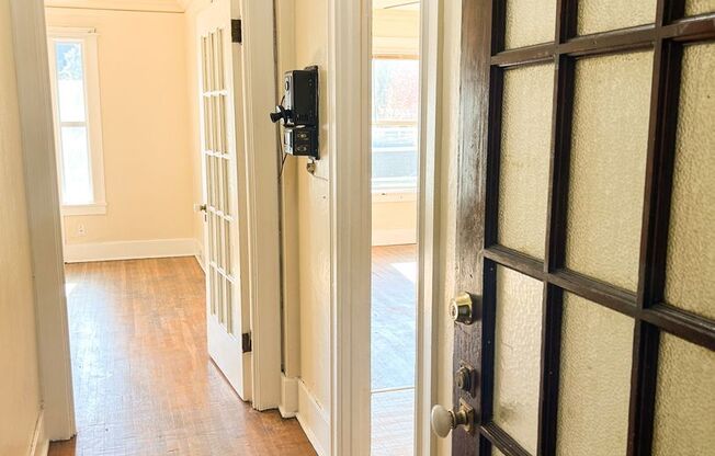 1 bed, 1 bath, 545 sqft, $1,325, Unit 403