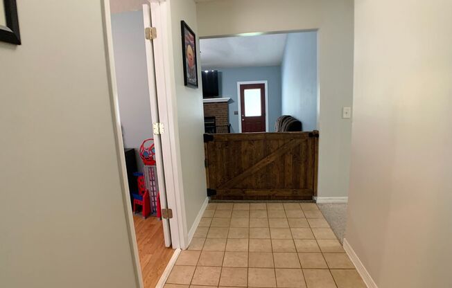 3 beds, 2 baths, $2,050