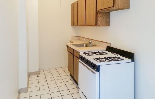 Studio, 1 bath, 478 sqft, $1,675, Unit 540-8C