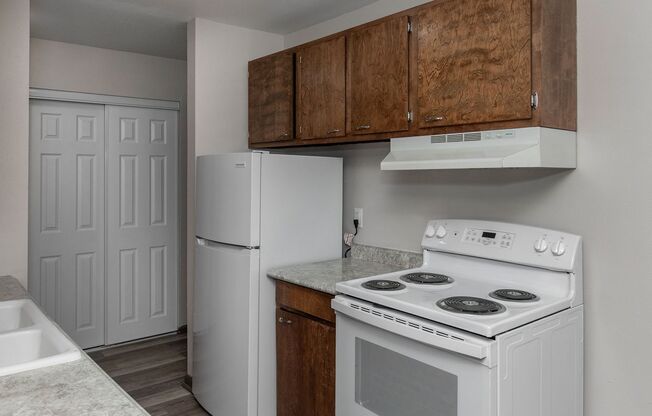 2 beds, 1 bath, 850 sqft, $795, Unit 3535 N Main Street Apt C-7