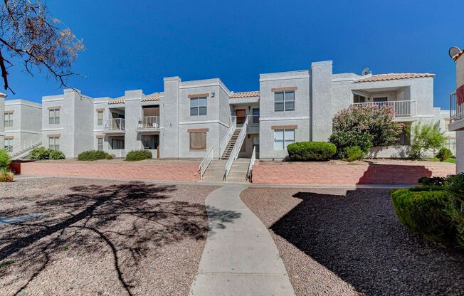 CHARMING 3BEDROOM CONDO IN 89156