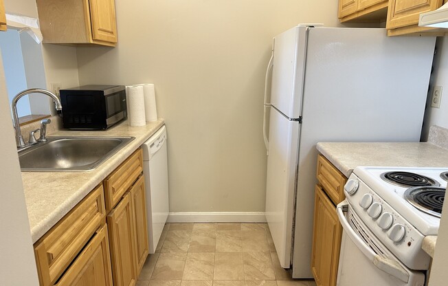 1 bed, 1 bath, 640 sqft, $2,000, Unit 113