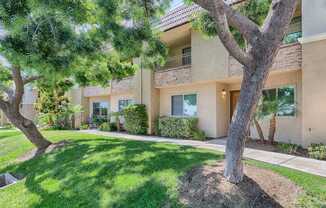 Stoneridge
by the Lake