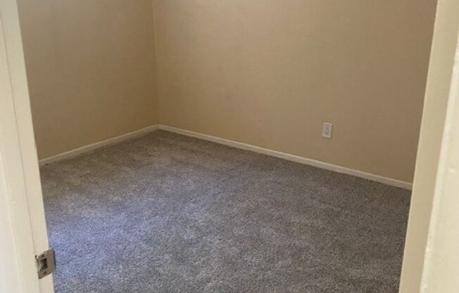 1 bed, 1 bath, 497 sqft, $1,995, Unit 4201-110