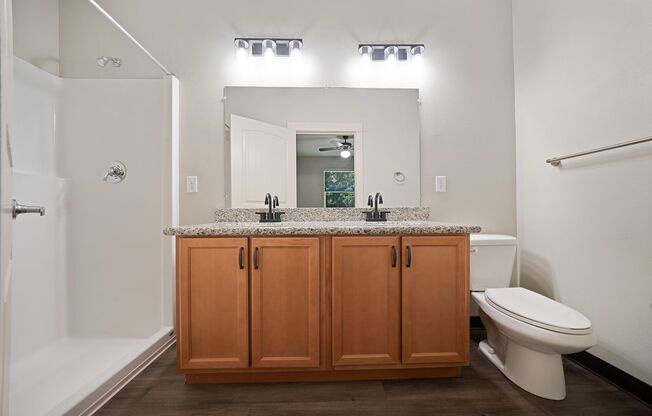 3 beds, 2 baths, 1,189 sqft, $2,395, Unit 306-71