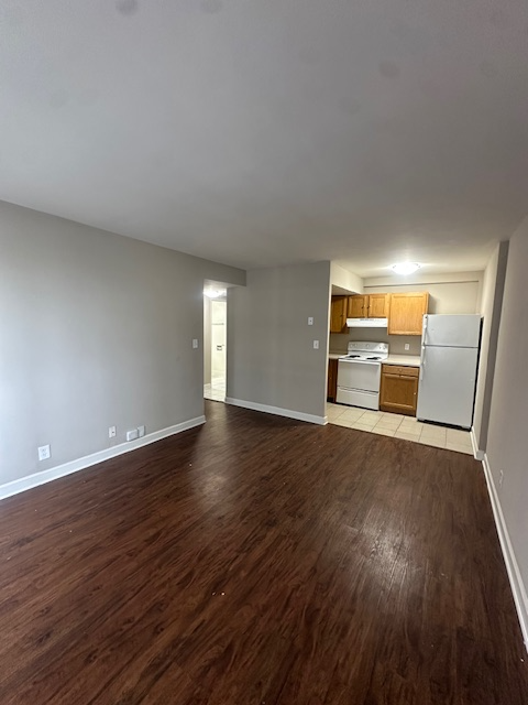 1646 N PROSPECT