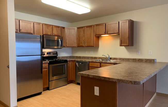 1 bed, 1 bath, 704 sqft, $1,045, Unit 5130-208