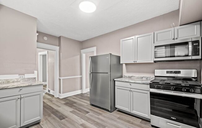 Stunning 3 bedroom home in Aliquippa available May 1!