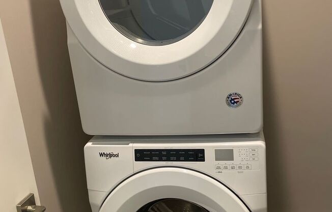 1 bed, 1 bath, 774 sqft, $1,695, Unit 604