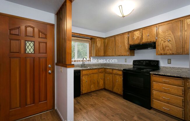 Spacious 3 Bedroom Home on an Oversized lot in Garden Home!