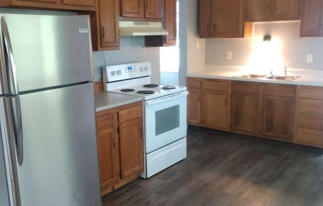 1 bed, 1 bath, 900 sqft, $895, Unit #1