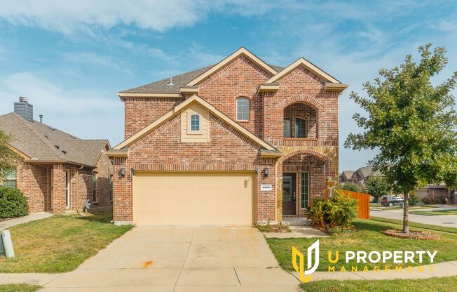 Beautiful two-story 4-bedroom 3.5 bath house within Prosper ISD!