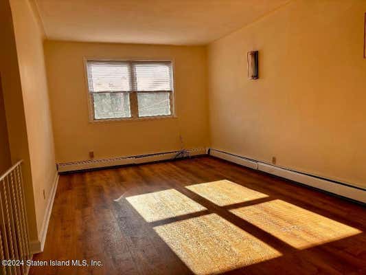 2 beds, 1 bath, 888 sqft, $2,150, Unit 2