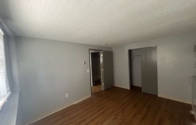 1 bed, 1 bath, 450 sqft, $750, Unit 5724-05