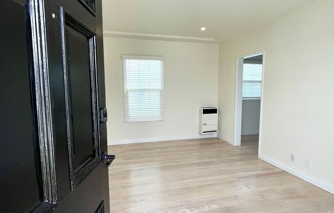 Studio, 1 bath, 228 sqft, $1,995, Unit 10378