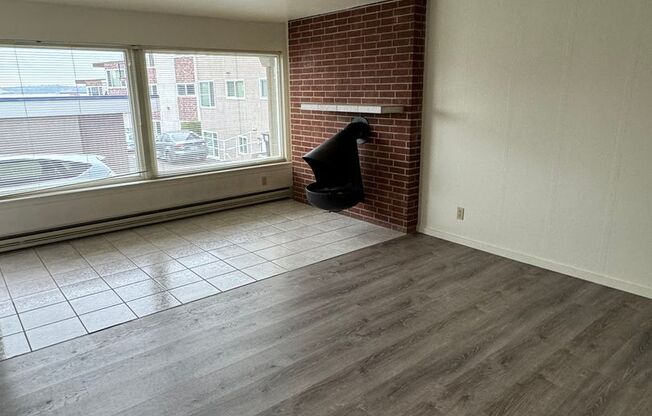 Studio, 1 bath, 616 sqft, $1,595, Unit 111-2